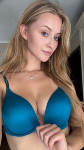 Фото проститутки Вика №2 в городе Ачинск